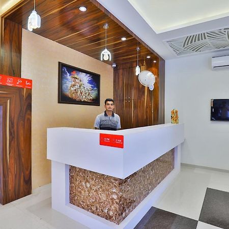 Oyo 23174 Hotel Parth Inn Dwārka Buitenkant foto