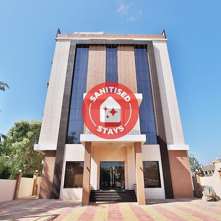 Oyo 23174 Hotel Parth Inn Dwārka Buitenkant foto